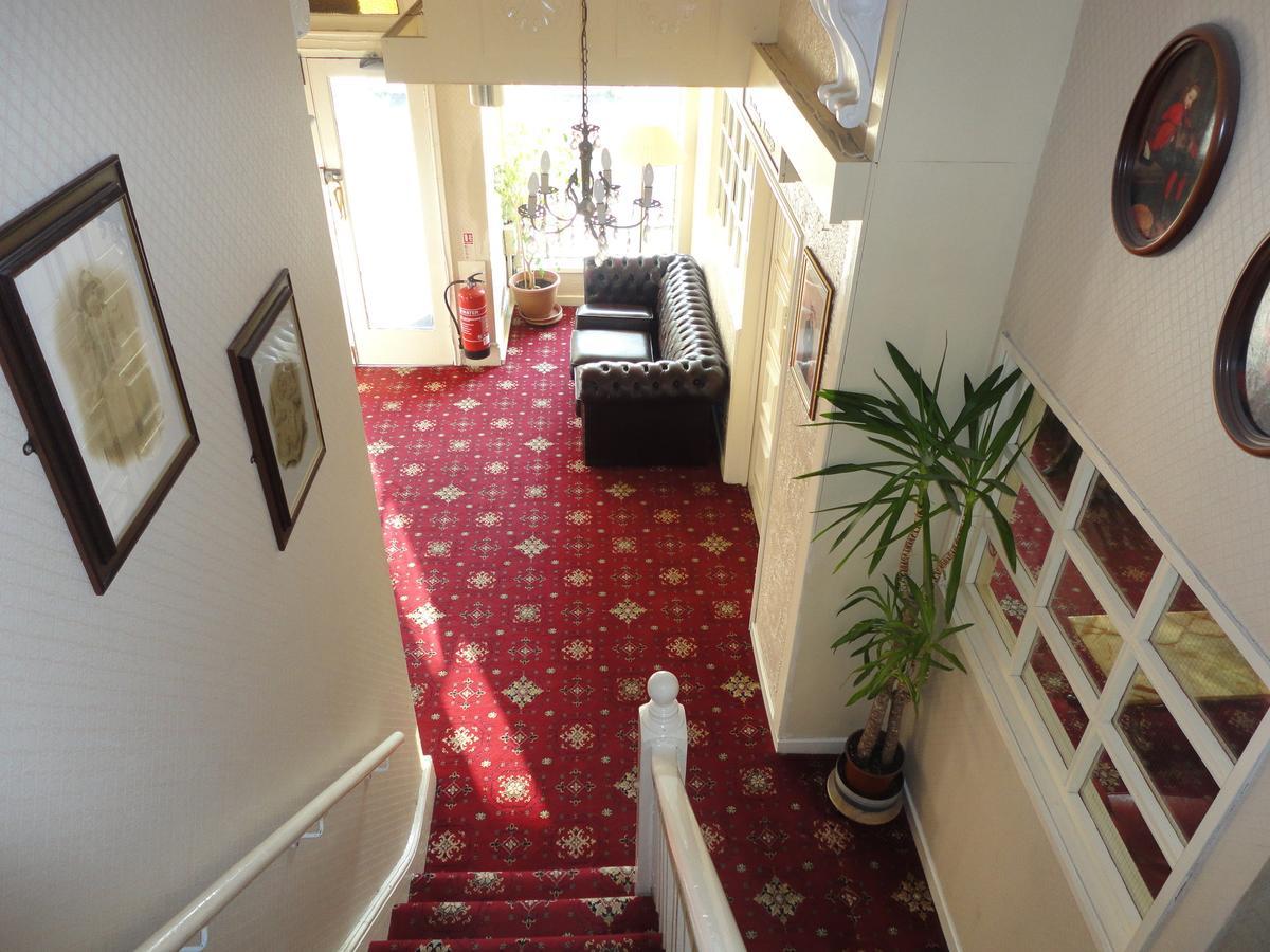 The Talbot Hotel Саутпорт Екстериор снимка